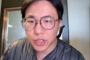 解說：不知道騎士球迷聽到哈登和阿特金森都留下什么感受？
