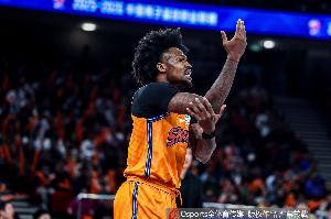 媒體人：G2徹底成了外援對攻舞臺 國內球員在決勝階段就是VIP觀眾