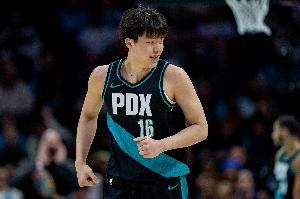 媒體人：楊瀚森還在美國特訓 特訓結束后會及時與中國男籃會合