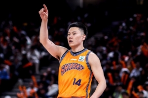 很準！李弘權6投5中&三分5投4中攻下16分6板1助