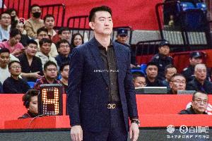 媒體人：近5年CBA總決賽都是一邊倒 缺少宿命感和故事性 很無趣的
