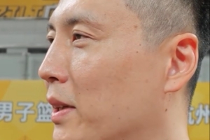 盧偉：雙外援出戰(zhàn)大家都在做出犧牲 會針對布朗做出布置