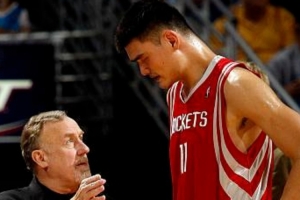 阿德爾曼教練：姚明、火箭、22連勝之外的命運